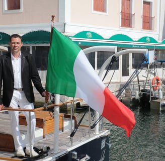 Récital sur l'eau Macaluso chanteur ténor Toulon Var