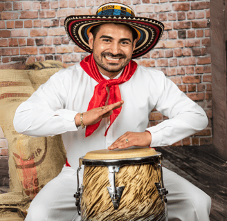 Las expresiones artísticas tradicionales están presentes en la vida común de Medellín