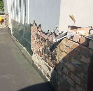Damp Repairs Greenway Greenside