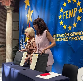 La ministra de igualdad y la presidenta de FEMP firman una declaración contra la violencia de genero