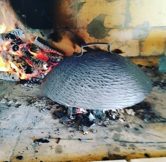 Cuisson à l'étouffée avec cloche croate