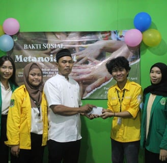 Penyerahan Sumbangan Kepada Panti Asuhan Yatim Al-Andalusia