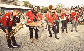 MEUTE, what Germany does best, all the genius of this country united in this band from Hamburg