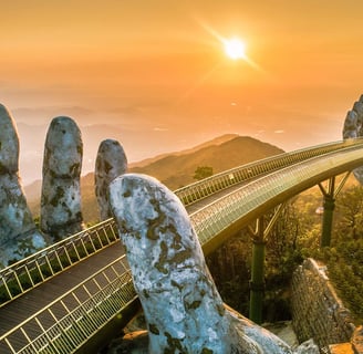 Golden Bridge Da Nang