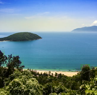 Danang beach from Hai Van pass