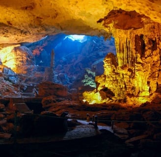 Sung Sot Cave