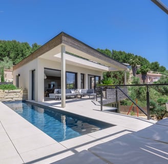 Architecture d’exception dans une villa avec vue mer