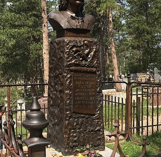 Wild Hickok's gravestone