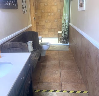 Main bathroom