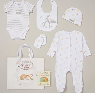 Organic cotton guess how much I love you 7 piece baby gift set outfit/ sleepsuit
