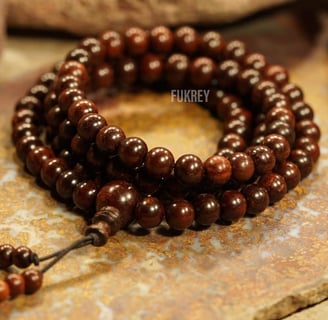 RED SANGALWOOD JAPMALA