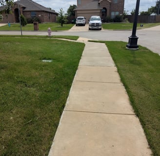 Clean side walk after surface cleaning in Ponder TX.  HOA required. 