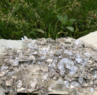 Source premium muscovite mica for electronics, cosmetics, and construction