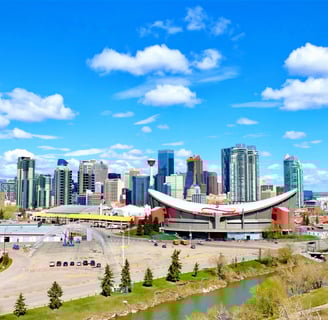 Calgary Skyline - Scotsman Hill Viewpoint