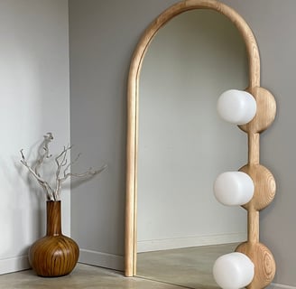 Miroir contemporain artisanale frêne