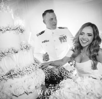 Antigua Guatemala wedding photographer- wedding cake cutting