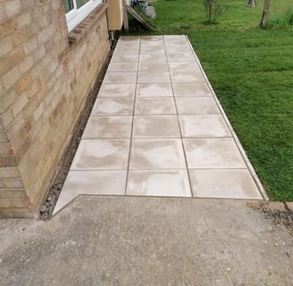 bradstone pathway 450mm X 450mm natural concrete slabs - Lawtons Landscapes 