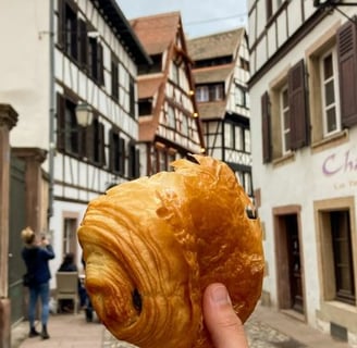 strasburgo-lallegorie-pain-au-chocolat