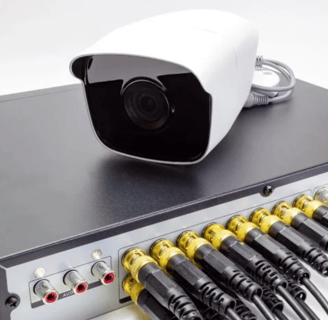 Cámara CCTV exterior en camaras CCTV TI de Tiqnia
