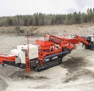 MINGYUAN Crawler Mobile Crusher station, Crawler mobile stone crusher, crawler mobile rock crusher, track mobile stone crushi