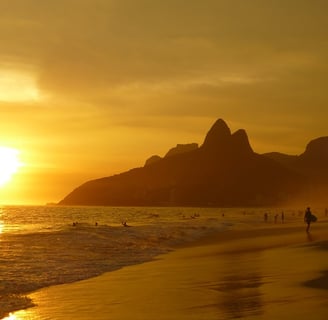Pôr do sol em. Ipanema