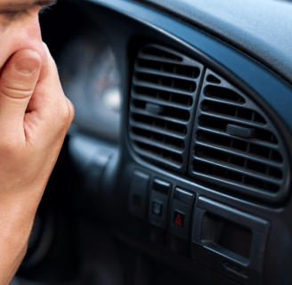 Malos olores dentro del coche