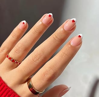 Uñas minimalistas para San Valentín