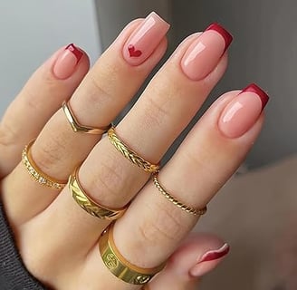 Uñas francesas para San Valentín
