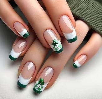 Uñas francesas para San Patricio