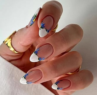 Uñas francesas primaverales