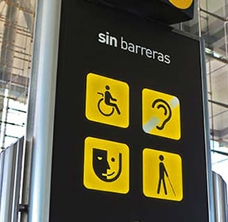 Punto di assistenza aeroportuale per passeggeri con disabilità