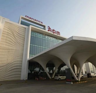 medanta hospital construction