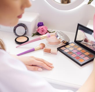 Discover the best eco-friendly beauty brands of 2025 in India.