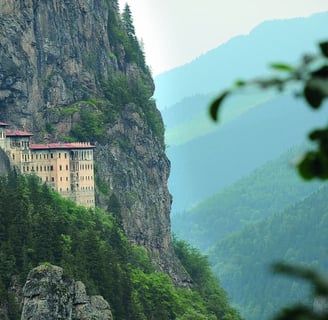 sümela manastırı