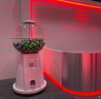 Mesin Gashapon Jumbo di Event Spotify ENHYPEN