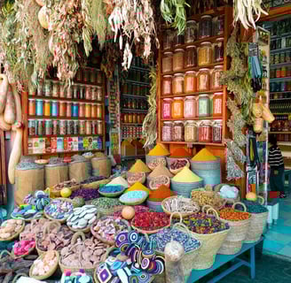 passeggiare tra i souk di marrakech