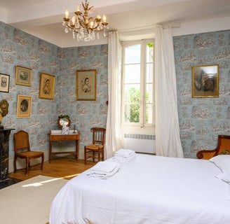 chambre de château : l'art de vivre à la française