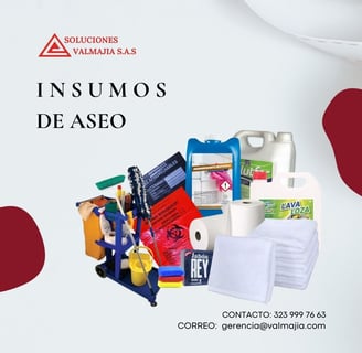 Artículos de aseo organizados para distribución en empresas y hospitales.