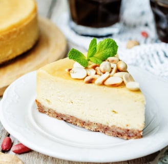 Peanut Butter Keto Cheesecake