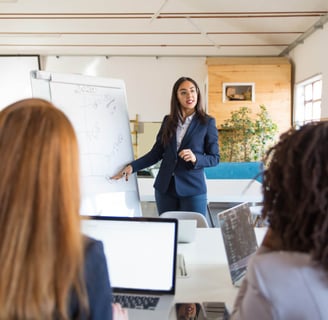 /inversiones-rizzo-y-su-enfoque-en-el-desarrollo-del-talento-humano-alfredo-tapia-rizzo