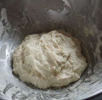 pâte à pinsa en cours de fabrication