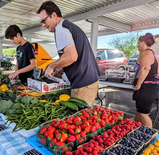 Fresh 52 Farmers market