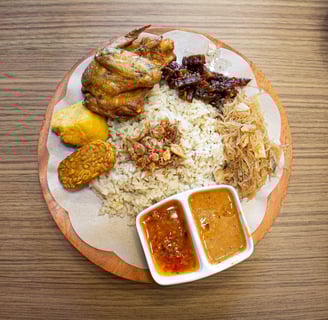 Nasi uduk Pak Mu'in - Bogor