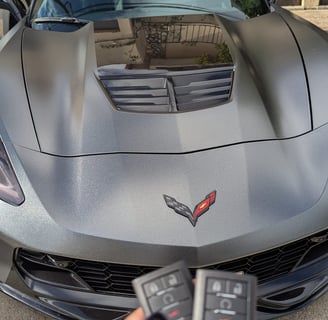 Programare chei auto pentru mașini premium, cu accent pe siguranță și chei de rezervă