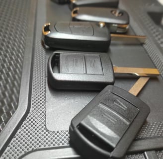 Chei auto cu telecomandă fixă, fără lamelă rabatabilă