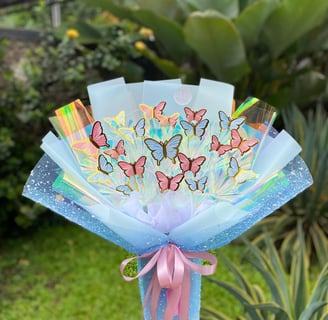 Buket bunga, buket uang 5000, buket snack, buket satin, dan buket wisuda dari toko buket terdekat harga murah terjangkau