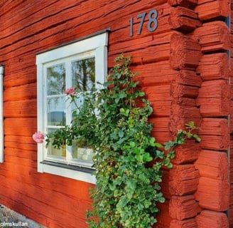 Pigments rouges peinture de falun suédoise, rouge clair sur bois vieilli