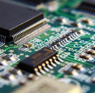 Differences between High-Volume and Low-Volume PCB Assembly with Omini for optimized solutions.