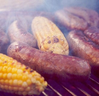 corn and brats on the grill