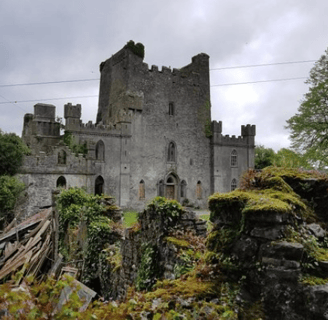a castle like castle with a castle like structure